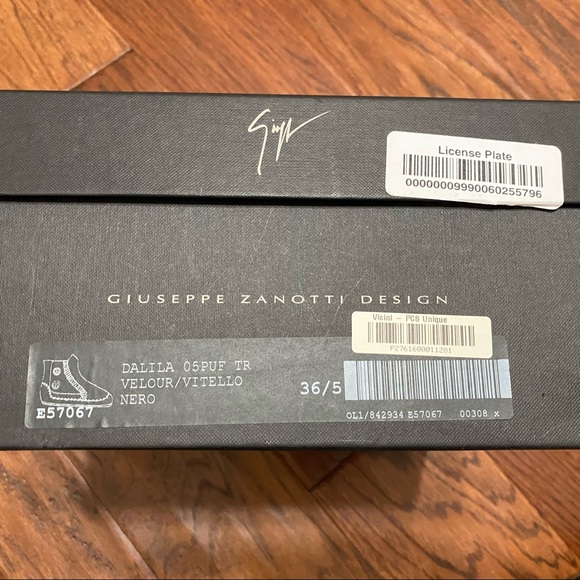 Giuseppe Zanotti Dalila Suede Fringe Boots - Picture 13 of 14